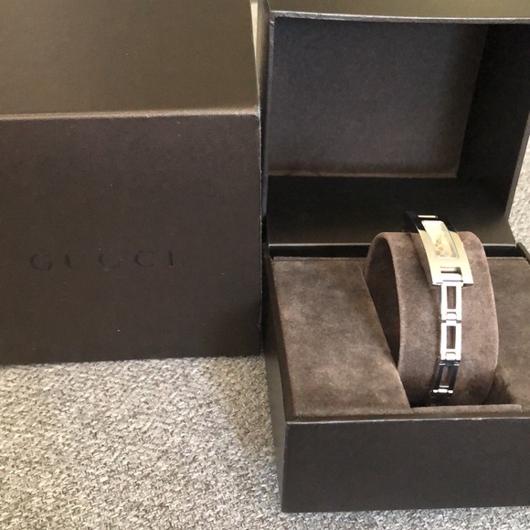 Gucci Woman’s Watch main image 6